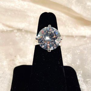 💖 Gorgeous Sterling Silver 10 Ct.CZ Ring /R29